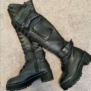 Current Mood Obsidian Pocket Combat Boots